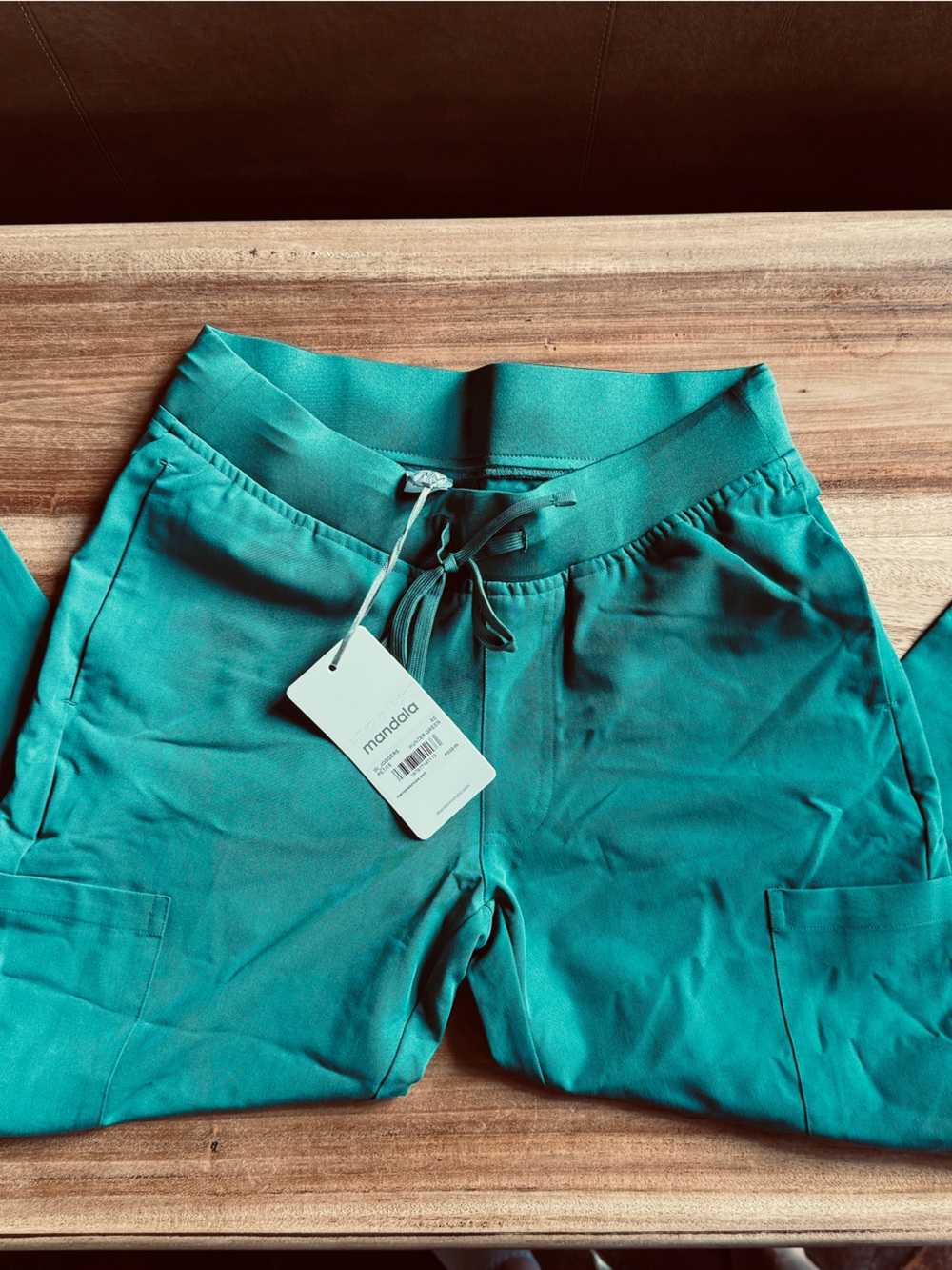 Mandala Scrubs Women Jogger Pant Size Petite XS Color Hunter Green NWT